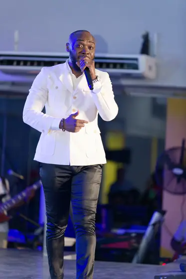 Kevin Downswell Worship Experience photo 3