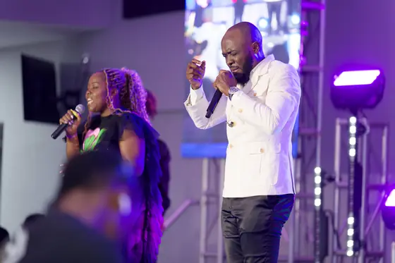 Kevin Downswell Worship Experience photo 48