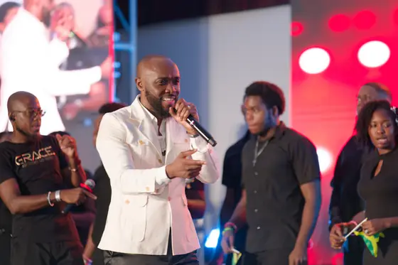 Kevin Downswell Worship Experience photo 79