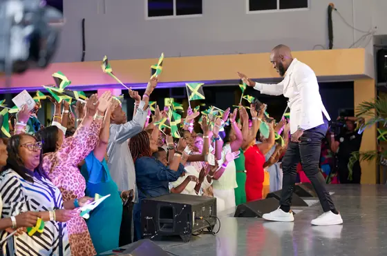 Kevin Downswell Worship Experience photo 101